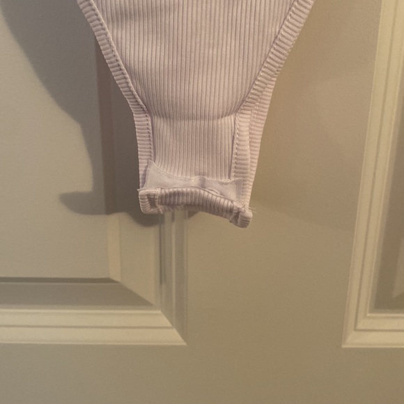 Ribbed Sleeveless Bodysuits (amazon) - Picture 3 of 7